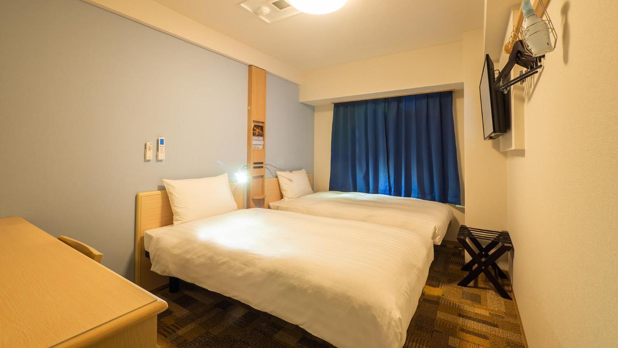Toyoko Inn Higashi-Osaka Zimmer foto